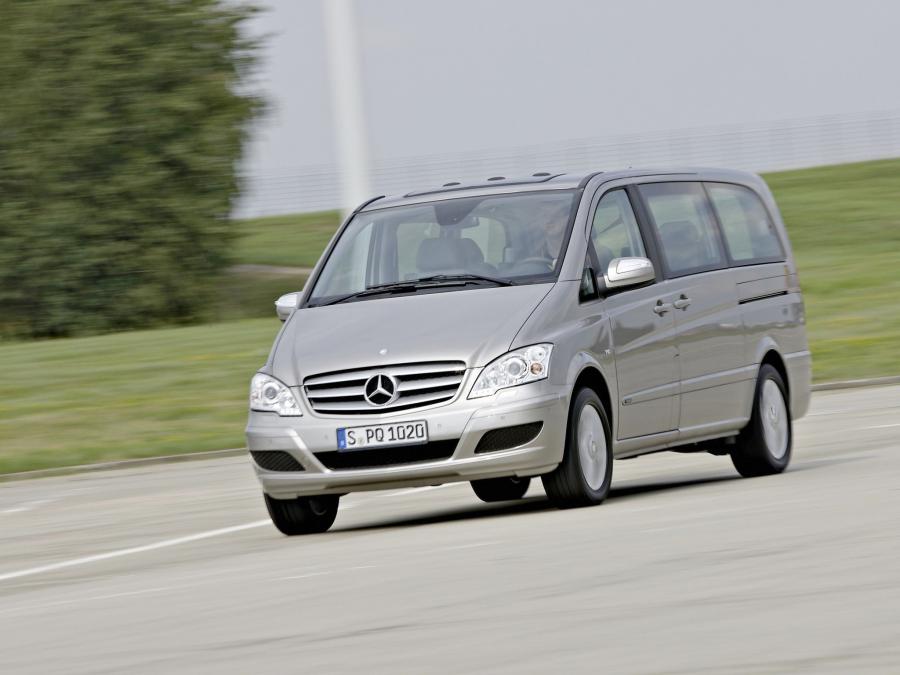  Mercedes-Benz Viano 2010 года  (фото 7 из 32)